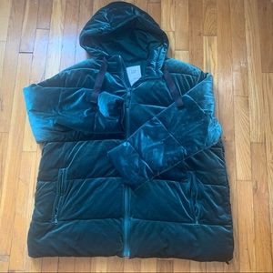 Gap Fashion Greenery Velvet Puffer